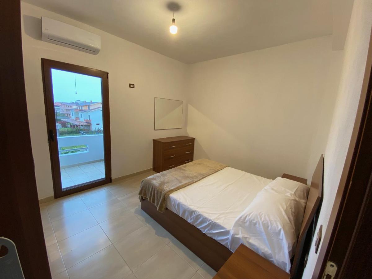 Vila Bali Durrës Esterno foto